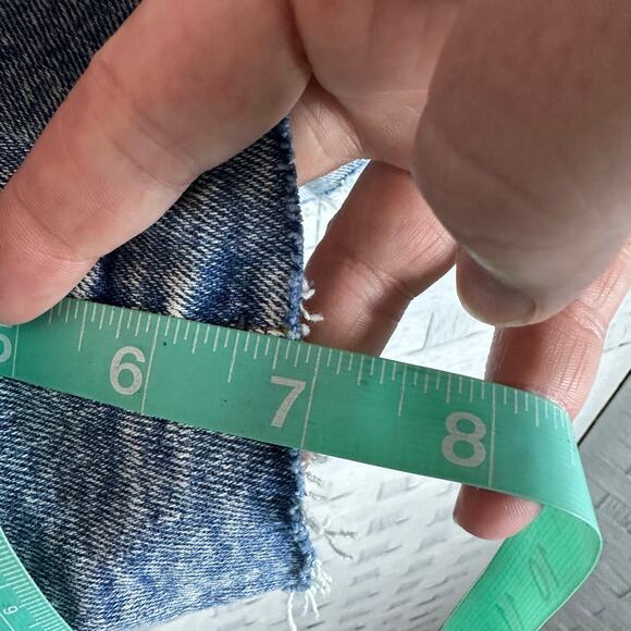 Ava&Viv light wash shorts cutoff denim midi highrise slim fit straight plus size - Picture 9 of 12